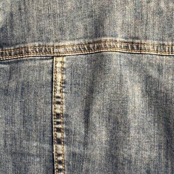 Kut From The Kloth Denim Jacket Womens XL Button Front Classic Blue Jean Jacket - Picture 3 of 9